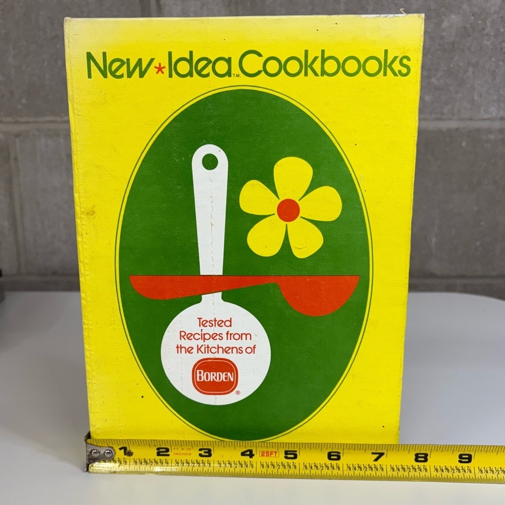 New Idea Cookbooks Vintage Borden Cookbook - Yellow & Green 1970s Style - Picture 12 of 16